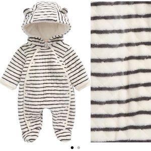 NWT. 3 MO Baby Bunting